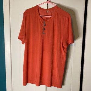 Lulu lemon light weight t-shirt